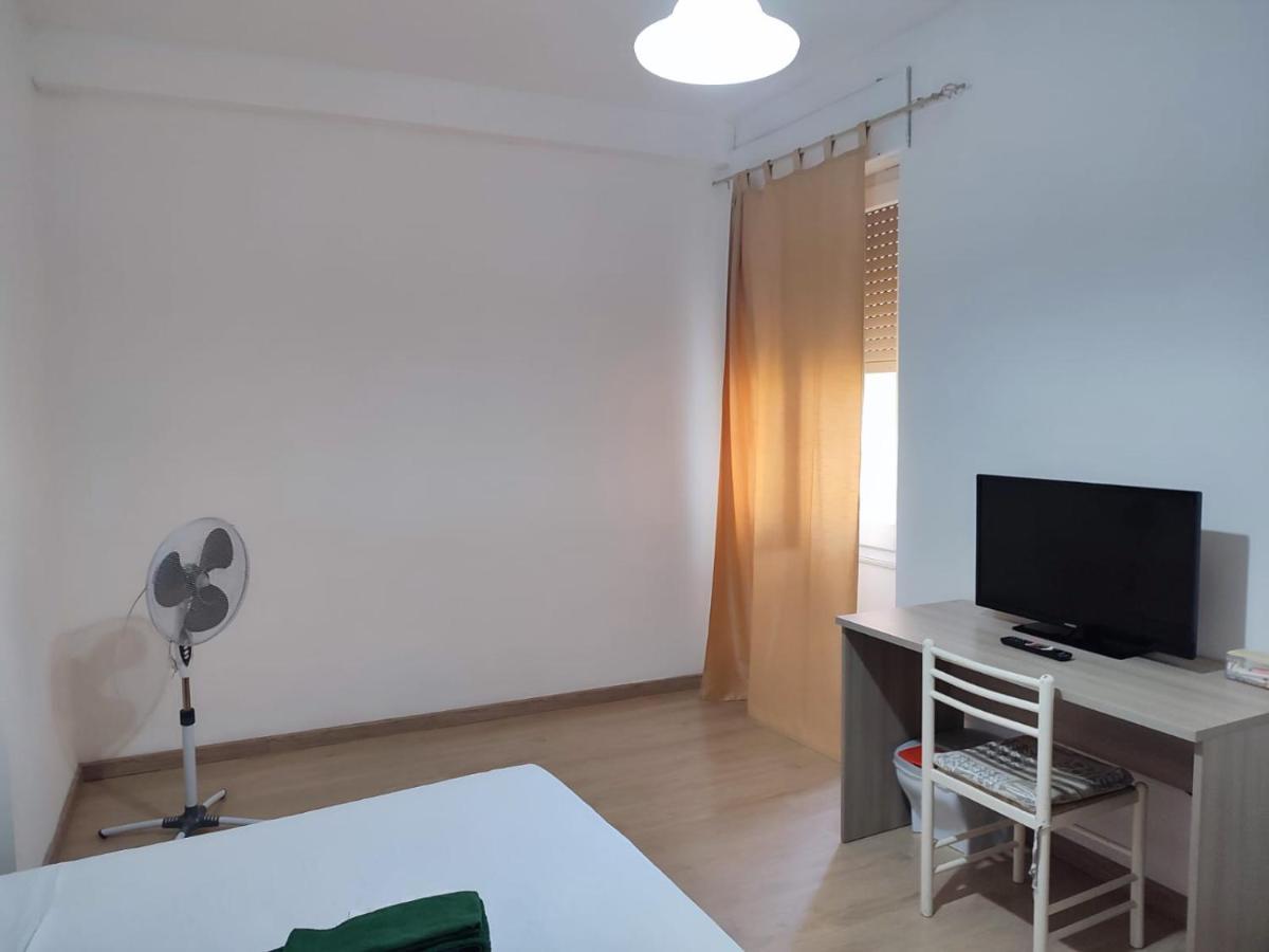 Rooms For Rent 67 Sassari Exterior photo